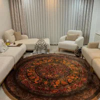 فرش گرد دیناز ، نو استفاده نشده  .