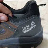 دو جفت کفش jackwolfskinسایز ۴۸ و ۴۰|کیف، کفش، کمربند|تهران, شمسآباد|دیوار