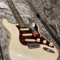 فروش گیتار الکتریک Fender American Elite