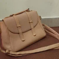 کیف سبک و راحت جادار