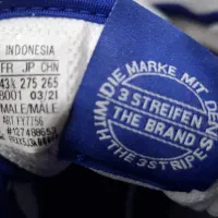 کفش آدیداس اصل نو نو|کیف، کفش، کمربند|شاهین‌شهر, مخابرات (شهید بهشتی)|دیوار