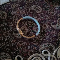 ساعت زیبا با رنگی خاص