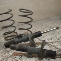 لوازم۲۰۶،سپر،قالپاق،کمک فنر، چراغ جلو عقب اسپرت|قطعات یدکی و لوازم جانبی|اصفهان, نقش جهان|دیوار