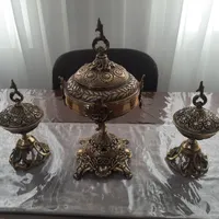 تعدادی دکوری برنجی باوزن سنگین