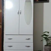 کمد لباس در حد نو