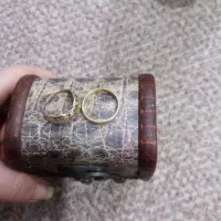 طلای دست دوم300 بالای تابلو