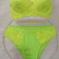 لباس زیر|لباس|همدان, |دیوار