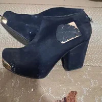 کفش سایز ۳۸ درحد نو