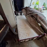 تخت یک نفره فلزی .|تخت و سرویس خواب|کردکوی, |دیوار