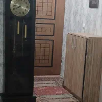 ساعت ایستاده و جاکفشی