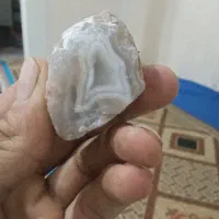 سنگ عقیق خام تراش نخورده