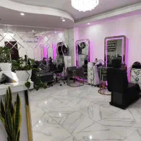 استخدام پرسنل  ناخن کار  کوپ کار مسلط به موزر مژه|استخدام درمانی، زیبایی، بهداشتی|تهران, امیر بهادر|دیوار