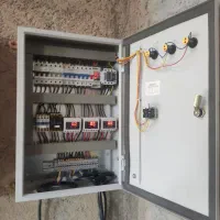 برقکار صنعتی ( سیار) تعمییر و ساخت تابلو برق