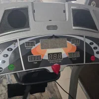 فروش تردمیل  و میز جلو مبلی وعسلی|تجهیزات ورزشی|شهریار, شهرک شاهد|دیوار