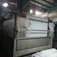 فنی کار برای تعمیرات و سرویس دستگاهای تولیدی