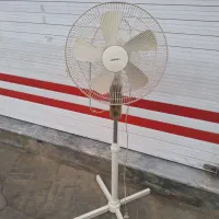 پنکه ایستاده