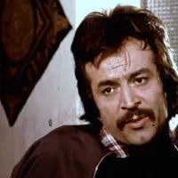 ۶۰۰ فیلم سینمای ایران قدیم رنگی شده در ۶ فلش ۶۴|فیلم و موسیقی|تهران, عباس‌آباد|دیوار