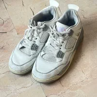 کفش اسپرت ایر جردن ۴  سایز ۴۲