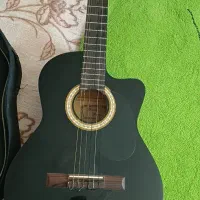 گیتار .ساخت اندونزی دیزاین اسپانیا مدل G100