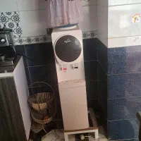 آبسردکن استاده