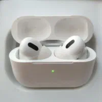 ایرپادایفن ، و هدفون مارکGenius