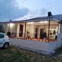 نیازمند سرایدار و نگهداری از سالمند