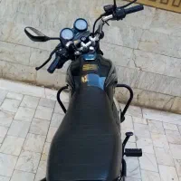 باکسر200|موتورسیکلت|قم, قلعه یزدیها|دیوار