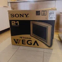 تلویزیون سونی Wega FD Trinitron21 بهمراه میز