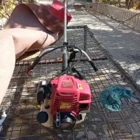 علفزنهیوندا|ماشینآلات صنعتی|فولادشهر, مسکن مهر فولادشهر|دیوار