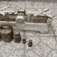 ترازوی قدیمی