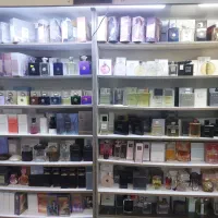استخدام فروشنده و همکار در فروشگاه عطر و ادکلن|استخدام بازاریابی و فروش|تهران, صادقیه|دیوار