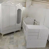 تخت دو منظوره کمدو ویترین نوزاد در حد نو