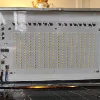 ساخت و تعمیر انواع لامپ و پروژکتور LED کم مصرف