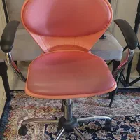 صندلی اداری چرخدار نیلپر سالم صورتی فوری فروشی