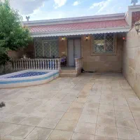 ویلایی  ۲۰۰متر دوکله  حاشیه بیست متری ۱۱۵بنا