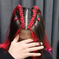 شنیون ومکاپ ناخن بافت...