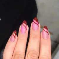 خدمات کاشت ناخن|خدمات آرایشگری و زیبایی|بم, |دیوار