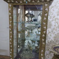 میز الی سی دی و بوفه برنجی