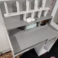 میز تحریر کامپیوتر