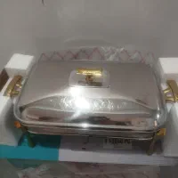 تعدادی زیادی ظروف اشپزخانه