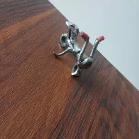 ساخت ابزار و تزئینات|ماشینآلات صنعتی|پیر بکران, |دیوار