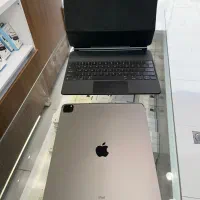 iPadPro|تبلت|تهران, درختی|دیوار