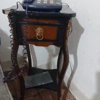 میز تلفن و تلفن سالم و در حد نو