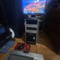 کامپیوتر  با مانیتور۱۷