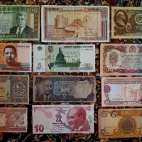 ۱۲ برگ اسکناس خارجی