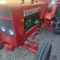 تراکتور بی ام ولوو