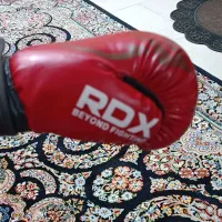 دستکش بوکس|تجهیزات ورزشی|پرند, فاز ۴|دیوار