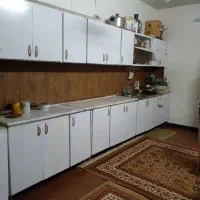 ویلایی دربست ۲۱۵ متر جنوبی مالکم
