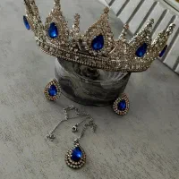 تاج و نیمست نامزدی ابی کاربنی