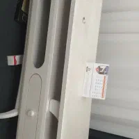 میز تلویزیون در حد نو و میز عسلی چمدانی تاشو  اک|میز تلویزیون|رشت, منظریه|دیوار